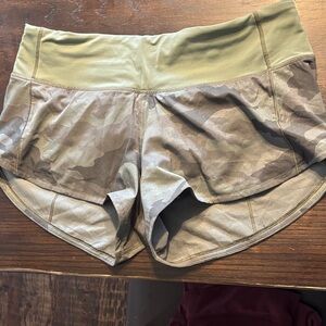 Lululemon Speed Up Shorts, green camo